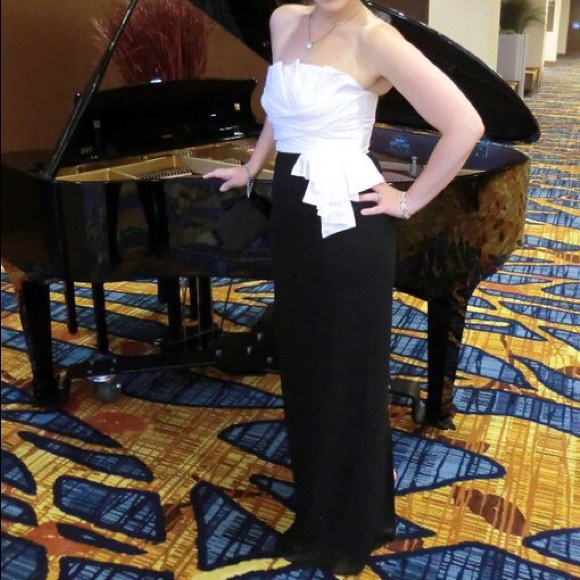 Gown - Picture 2 of 2